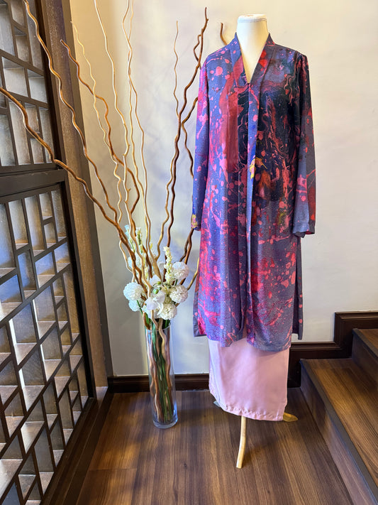 Kebaya Labuh ( The Party Land )